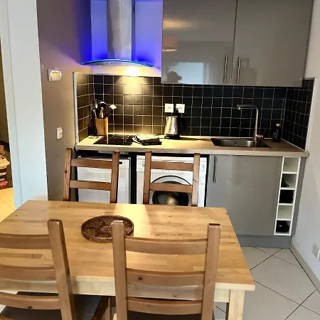 Juan Flore דירה *